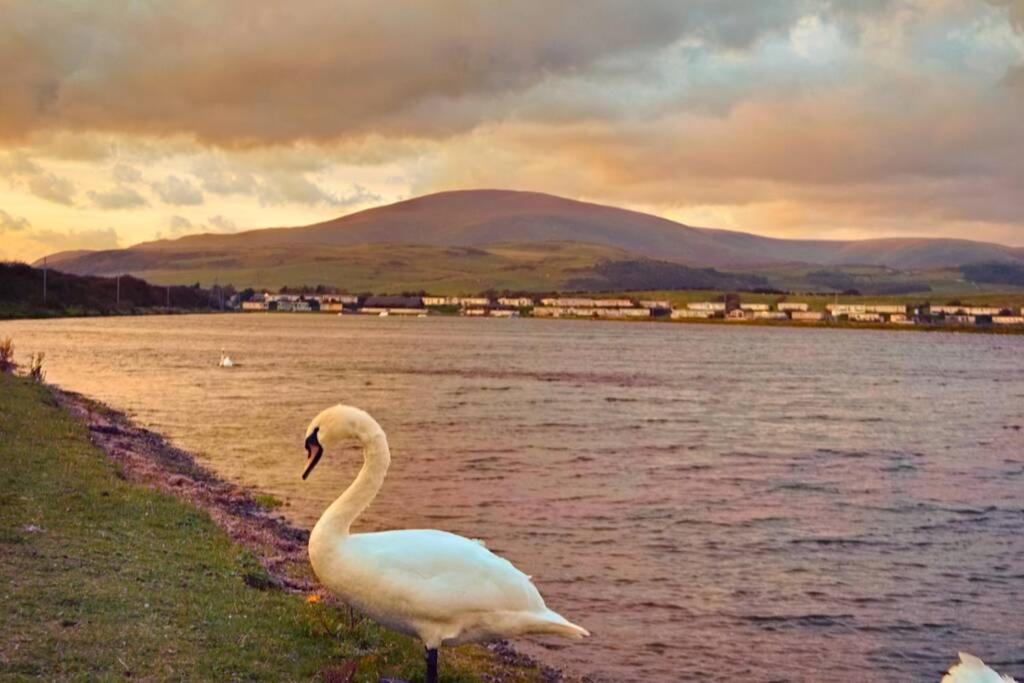 Вілла Combe-N-Sea Haverigg Екстер'єр фото